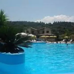 Casa Df Con Piscina Parco vacanze